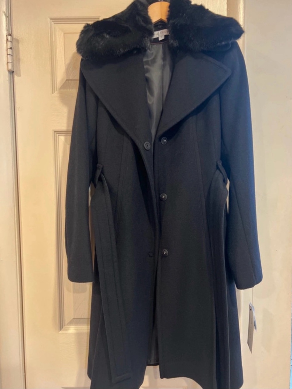 Via Spiga Women’s Coat/Jacket Size Small Black with Burgundy Piping